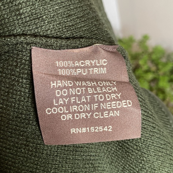 NWT Patricia Nash Sleeved Cape - Picture 10 of 10